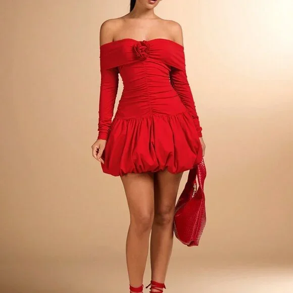 Red Casual Women's Flower Bud Bubble Off-Shoulder Long-Sleeved Dress - Picture 5 of 7